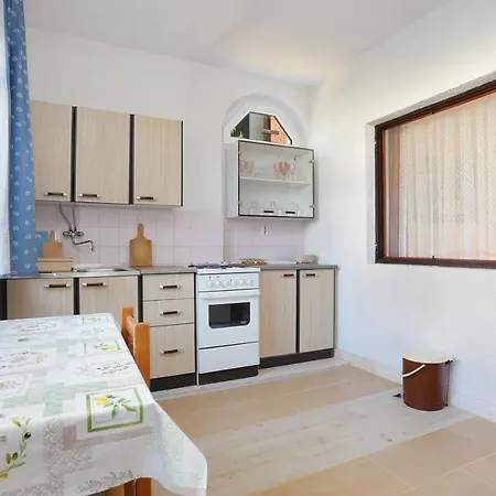 Okrug Gornji 1069a * Trogir