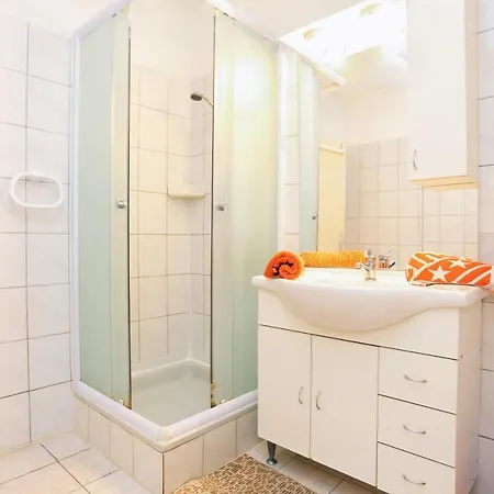 Apartament Okrug Gornji 1069a