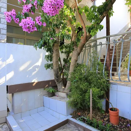 Appartement Okrug Gornji 1069a *