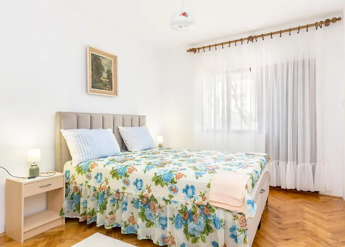 Okrug Gornji 1069a Appartement